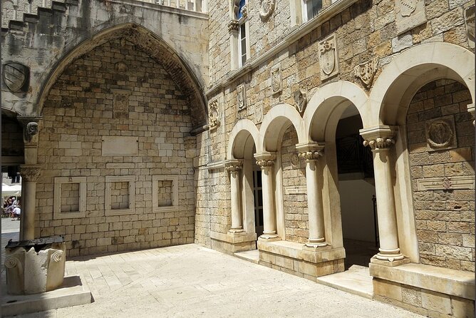 Trogir Old Town Walking Tour - Booking a Trogir walking tour: should you do it?