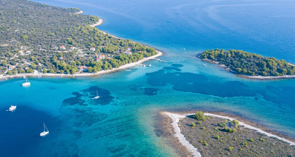Trogir: White Lagoon, Maslinica & Blue Lagoon Speedboat Tour - Key highlights worth your attention