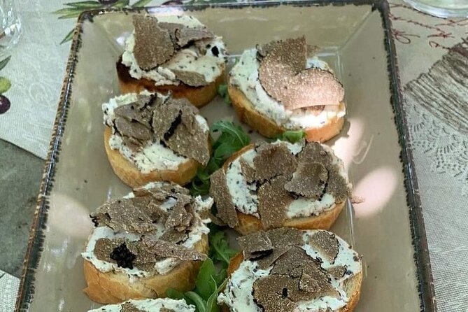 Truffle hunting adventure - Tasting Local Truffles and Wines (And Why Lunch Can Be the Main Event)