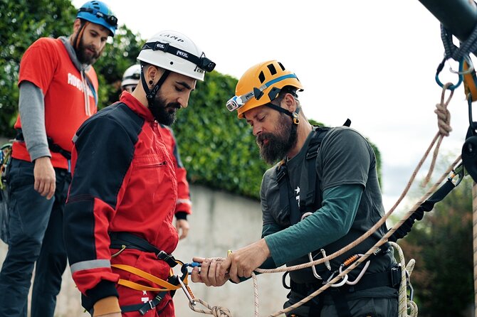 TUNNEL ABSEILING PLUS tour the underground - Practical decision tip: choose Abseil Plus if you want the challenge