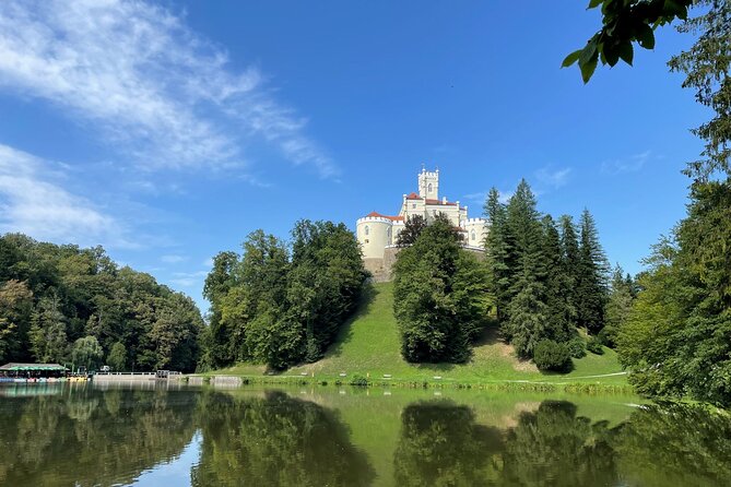 VarazdinTown & Trakoscan Castle, Small Guided Group from Zagreb - Price and logistics: is $132.75 worth it?