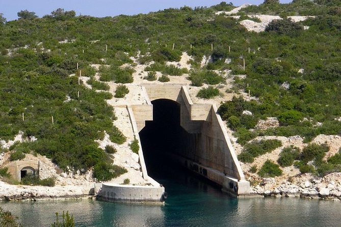 Vis Military Tour - Duration, pacing, and what small-group touring really changes