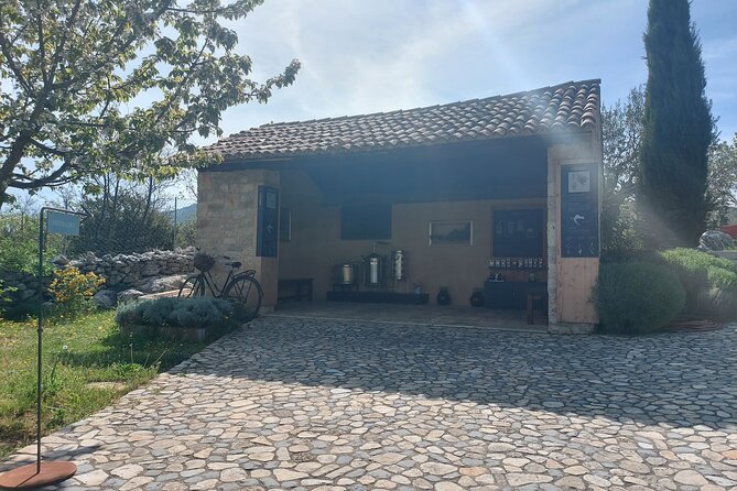 Visit Ancient Salona, Mighty Klis Fortress and Stella Croatica - Booking expectations: when you want guidance, ask for clarity