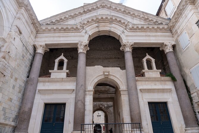 Walking tour of Diocletian's Palace in Split - Start and finish at Apodos Travel Agency (and why it matters)