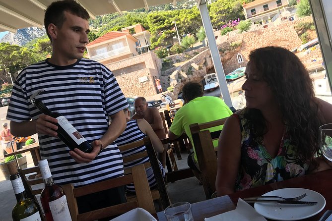Wine Lovers tour from Hvar - Vrbanj and the Plančić family since 1919