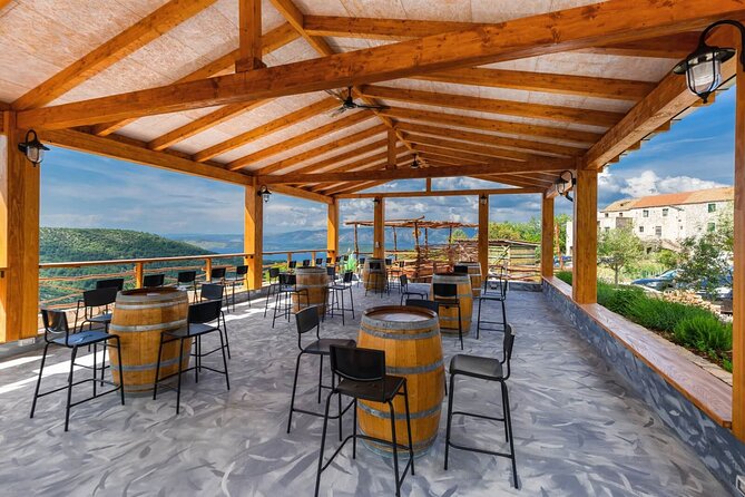 Wine Tasting Round Trip from Hvar - Family Winery at a Hilltop - Pairing bites with local flavors (and meat-forward options)