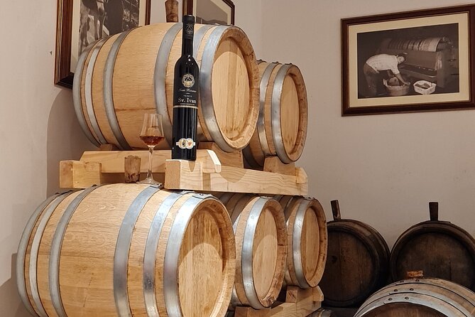Winery Tour and Tasting with the Sommelier in KRK - Biodynamic tasting with the sommelier: six wines and local snacks