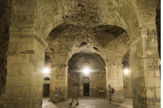 YOUR BEST PRIVATE TOUR - amazing Split and Diocletian's palace - Underground Diocletian: the substructures you’ll remember