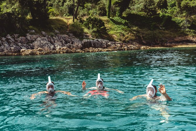 Zadar: 3 Islands Luxury Boat Tour with Aperol Spritz & Snorkeling - The boat, the vibe, and why small-group matters on islands