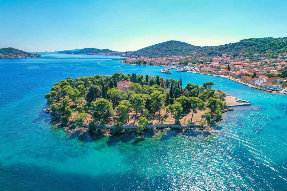 Zadar: 3 Islands Speedboat Tour with Drinks and Diving - Blue Bay Otrić Stop: 45 Minutes for Swimming and Snorkeling