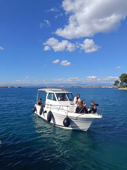 Zadar: Adventure on 6 islands, 3 lagoons, 1 cave, Bio Fruits - Osljak and the small-island feel: short walks, big contrast