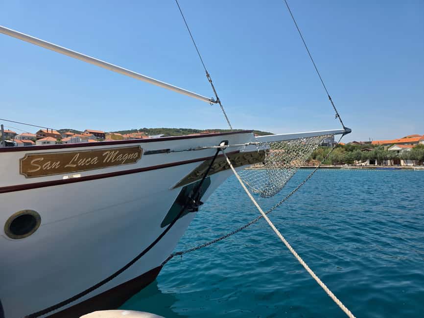 Zadar: Cruise aboard an Authentic Wooden Boat with Drinks - Sailing On San Luca Magno: The Boat That Sets the Tone