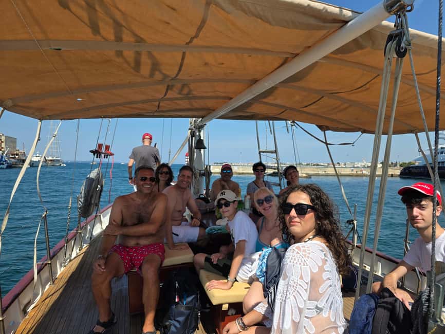 Zadar: Cruise aboard an Authentic Wooden Boat with Drinks - The Early Welcome: Champagne Tasting and a Smooth Start on the Water