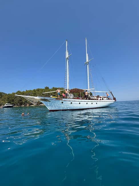 Zadar: Cruise aboard an Authentic Wooden Boat with Drinks - From Zadar’s Sea Organ to St. Donatus: Views You Don’t Get From the Promenade