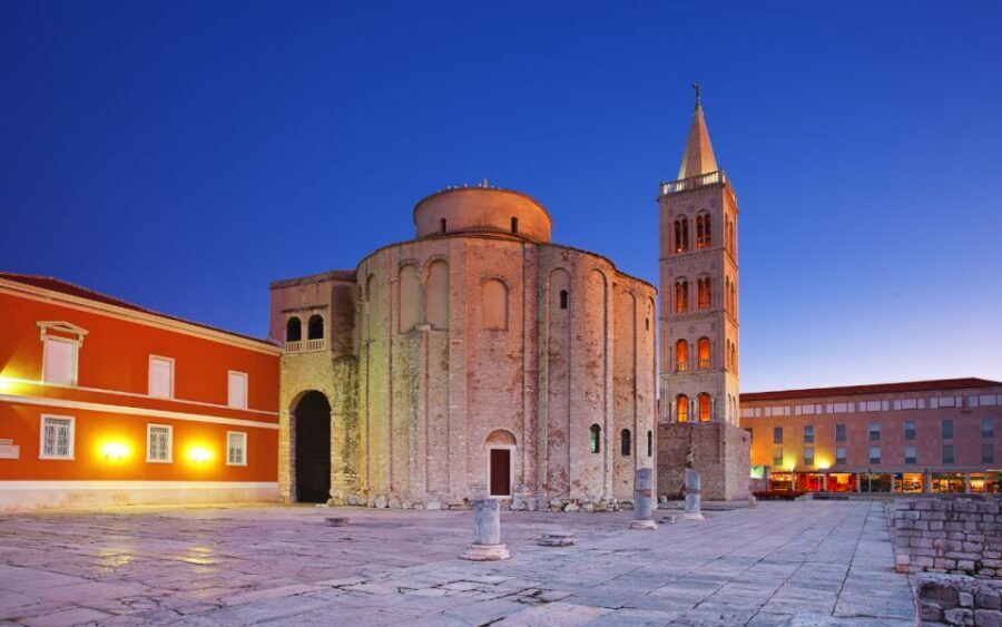 Zadar: Evening Walking Tour of the Old Town - Forum and People’s Square: where public life used to happen