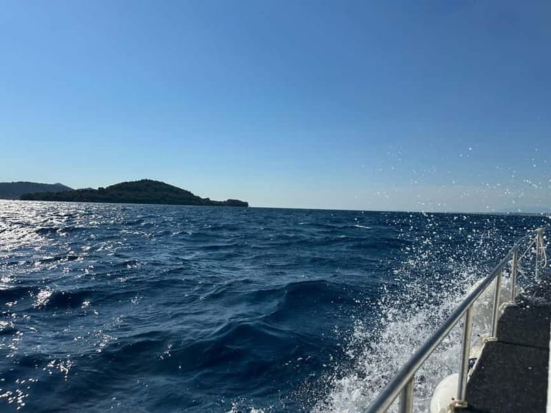 Zadar: Half-day trip boat with drinks and snorkeling - The short 15-minute ride to Preko: warm weather + walking break