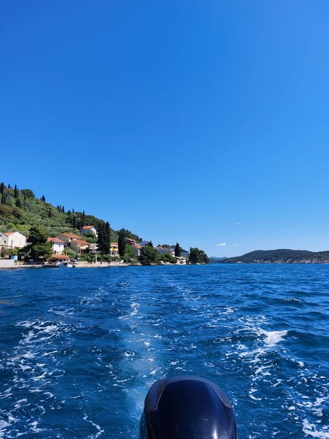 Zadar: Half-day trip boat with drinks and snorkeling - Preko on Ugljan: aperitif-time, free time, and a food market visit
