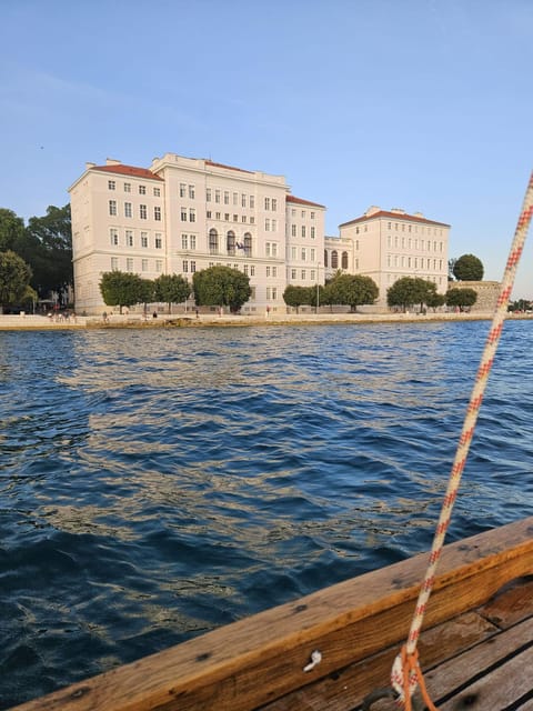Zadar highlights - Zadar discovery Short tour - Price and value: the real cost of the hour on the water