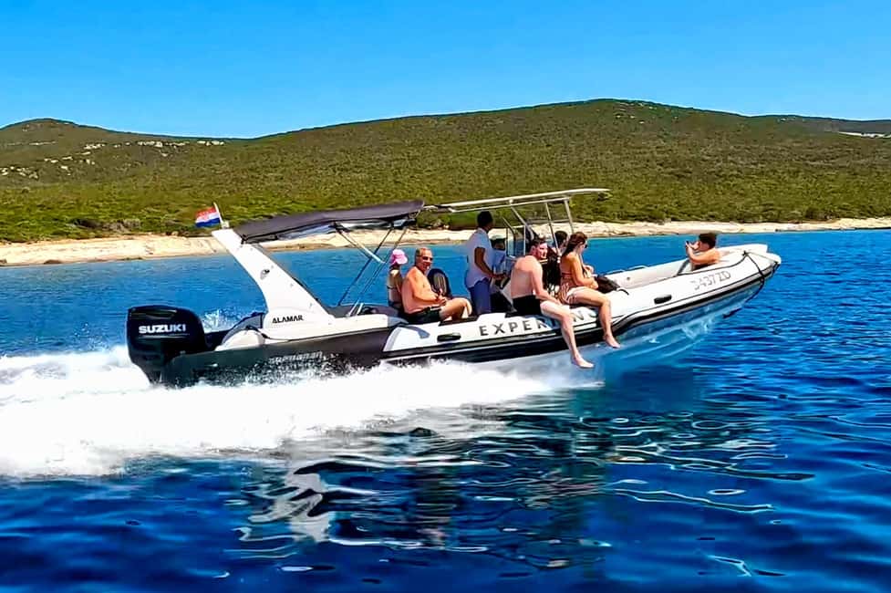 Zadar: Island-Hopping, Swimming & Snorkeling SpeedBoat Tour - Ošljak Island: a nature-and-history stop without the crowds