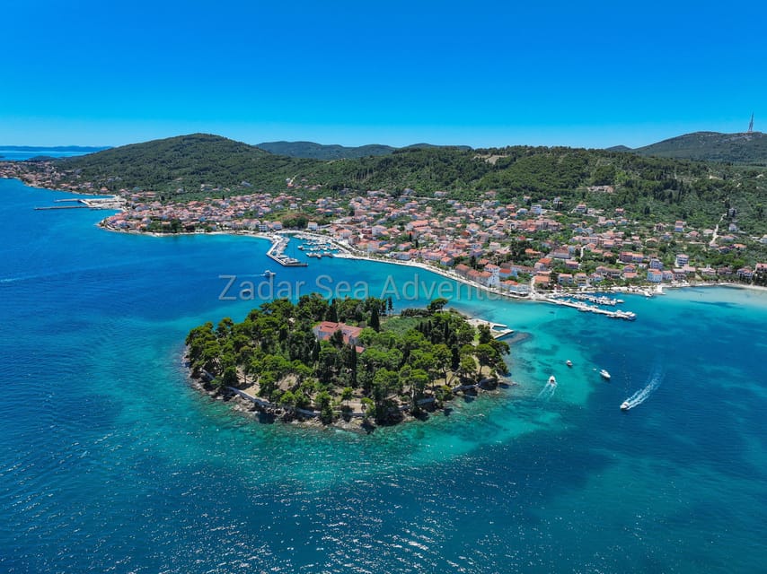Zadar: Island Hopping Tour Swim and Snorkel with Aperol - Stop 3: the Preko-style time window for street food and shopping