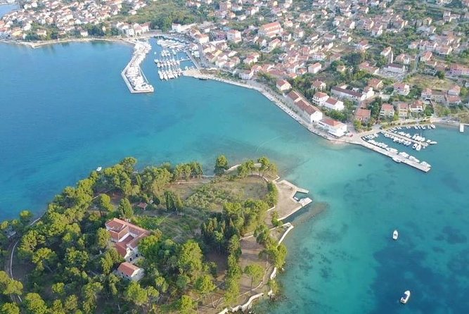 Zadar islands half day boat tour - Boat comfort and what to bring for a 4-hour outing