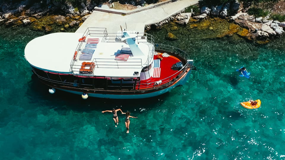 Zadar: Kornati Boat Trip with Lunch and Swim Stops - Sailing the Kornati Corridor: Panoramas From the Deck