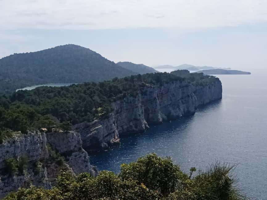Zadar: Kornati National Park and Telašćica Nature Park Trip - The Vagabundo experience: deck space, bar, and Wi‑Fi
