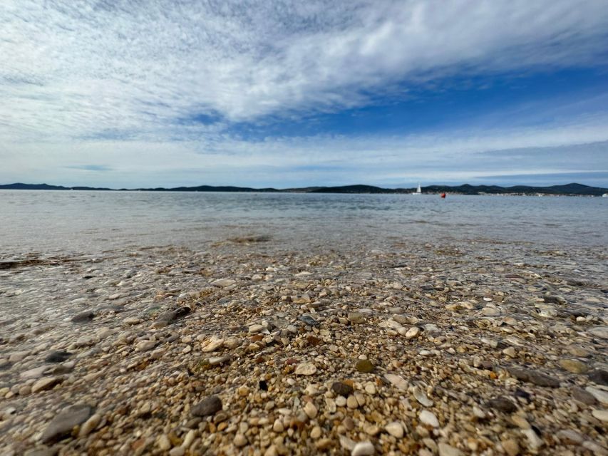 Zadar: Original Island-Hopping Speedboat Tour - Meeting at ParkbankFoša: show up early, and you’ll be fine