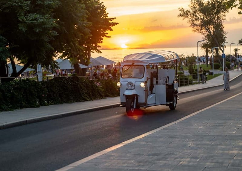 Zadar: Panorama Eco Tuk Tuk Tour - Greeting to the Sun: solar light, color, and dusk timing