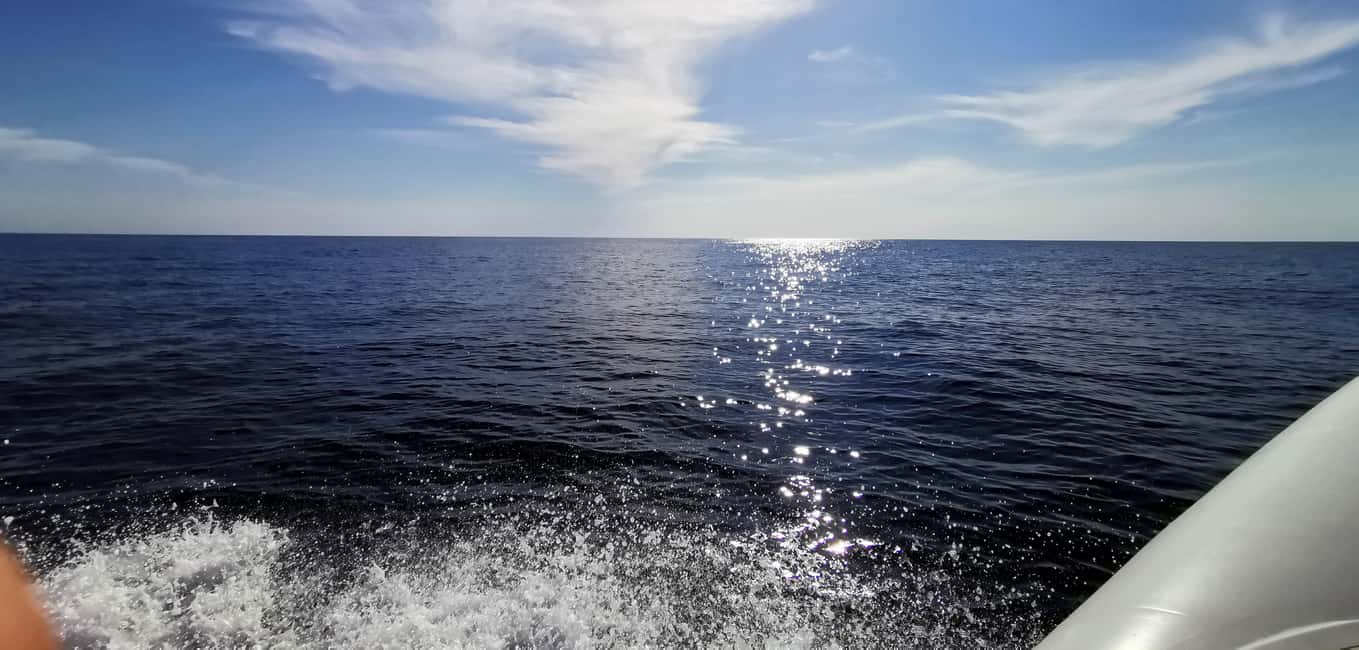 Zadar: Sakarun, Cave, Blue Lagoon, Dragon Eye & Snorkel Tour - Golubinka sea cave, plus cliff-jumping energy