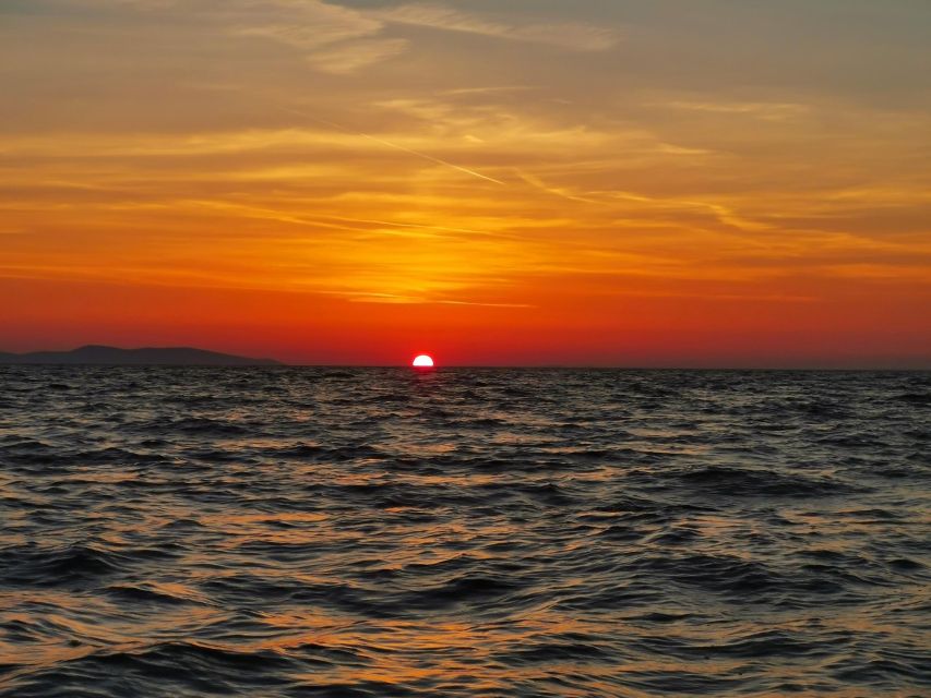 Zadar: Sunset and Night Cruise with Unlimited Sparkling Wine - Cruising Out of Zadar: The Early Scenic Stretch With Sparkling Wine
