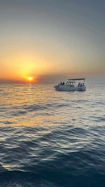 Zadar: Sunset boat tour with champagne - Sea Organ at golden hour: the sound becomes part of the show
