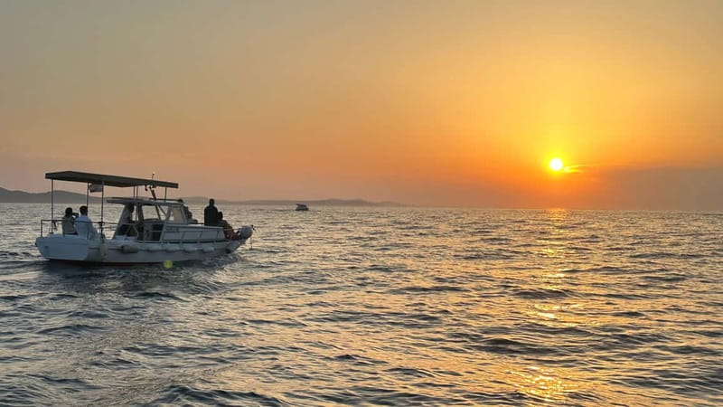 Zadar: Sunset boat tour with champagne - Price check: $34 in Zadar is a fair deal for what you get