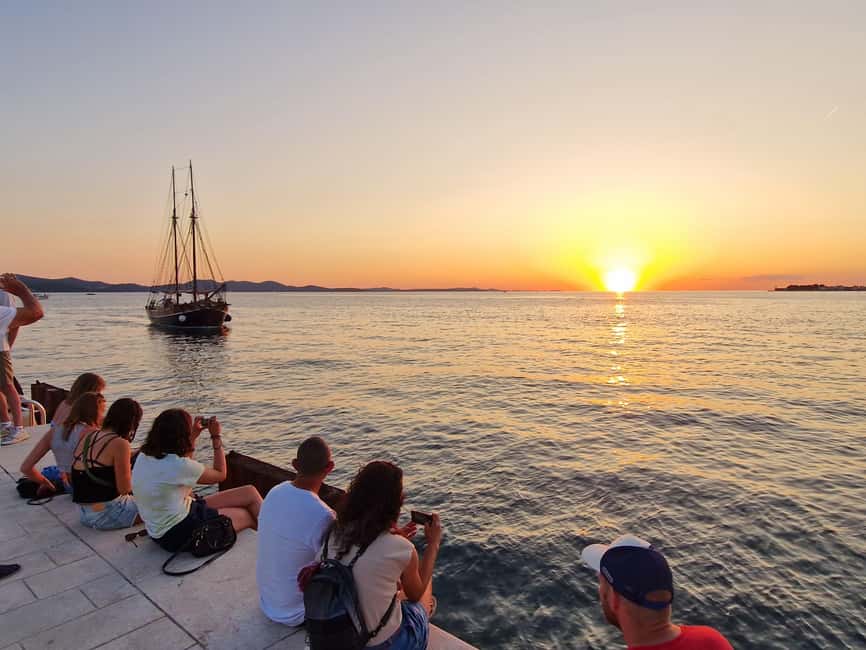 Zadar: Sunset Cruise on Traditional Boat with Wine - Crew and guide: what you can expect from the human side