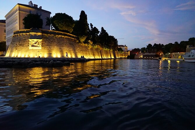 Zadar: Sunset & Nighttime Cruise with Unlimited Sparkling Wine - Stop 2: Sea Organ from the seaside (and what you’ll actually hear)
