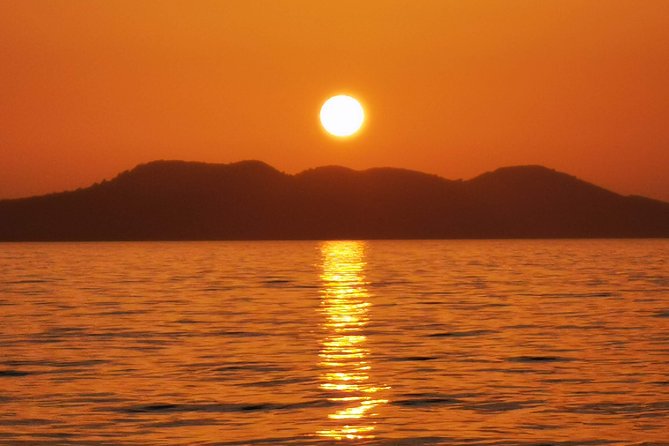 Zadar Sunset sailing experience - Wine, Nibbles, and the Moment the Sky Starts Changing
