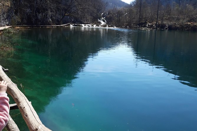 Zadar to Plitvice lakes: Guided tour with pre-booked tickets - What the guides do well: humor, patience, and quick help if you get off track