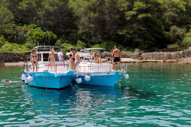 Zadar : Traditional Boat Half Day Island Hopping - Stop at Kostanj: the easy swim and snorkel break