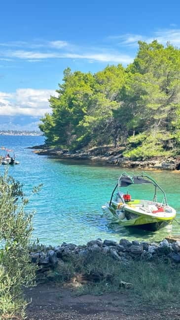 Zadar:3 Pearls of Zadar Speedboat Tour with Wine & Fruit - Price and value at about $23: where the money goes