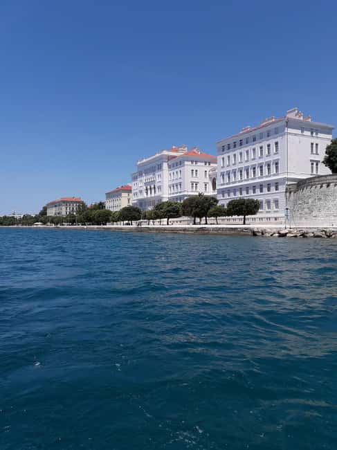 Zadar:Ugljan, Frnaža,Galevac &Ošljak free beer & anchovies - Foša Port Meeting Point: Where You’ll Want to Arrive Early