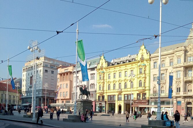 Zagreb History Walking Tour - The Funicular Railway Ride: A Short Hop With Big Payoff