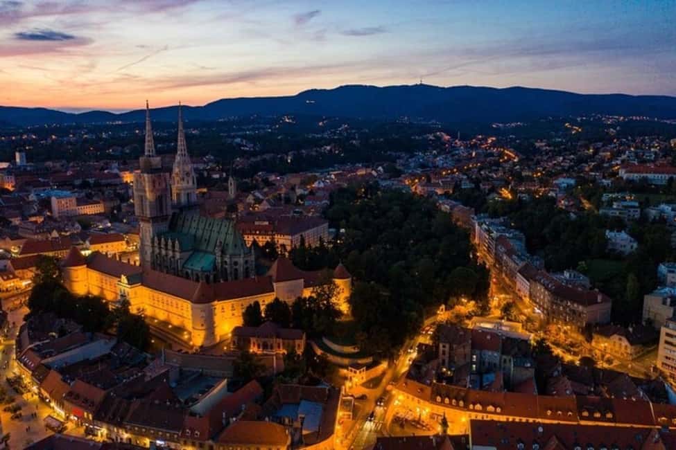 Zagreb : Must-See Attractions Walking Tour With A Guide - Key Things That Make This Zagreb Tour Worth Your Time