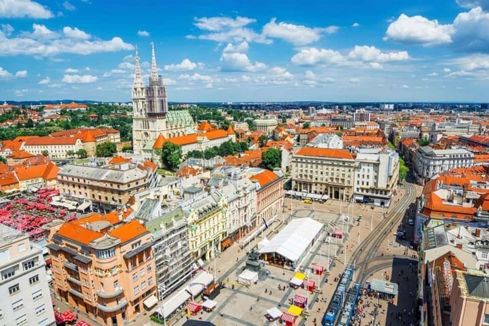 Zagreb : Must-See Attractions Walking Tour With A Guide - Medieval Streets of Kaptol and Gradec: The City’s Two Personalities