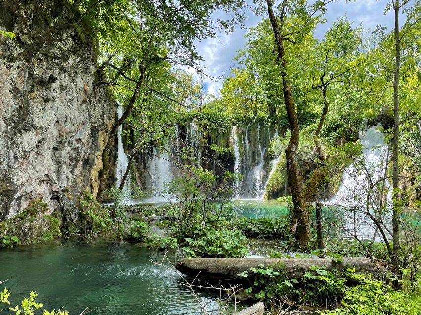 Zagreb: Rastoke & Plitvice Lakes Guided Tour with Ticket - Transport from Zagreb: comfortable van, sensible timing