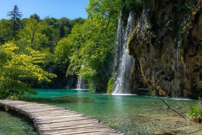 Zagreb to Split Private Transfer via Plitvice Lakes National Park - Lunch in Lika region: eating without breaking the flow