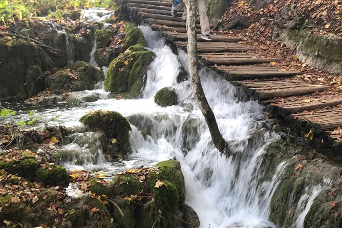 Zagreb to Split private transfer with National park Plitvice lakes guided tour - Practical tips for a 10–12 hour day with a moderate hike