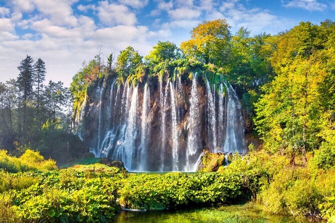Zagreb to Split via Plitvice Lakes (3 hours stop is included) - Who Should Book This Zagreb to Split via Plitvice Transfer?