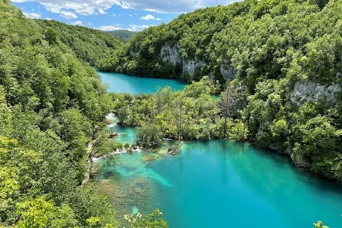 Zagreb to the PLITVICE MAGIC LAKES - 3+1 free or 6+1 free - Price and Logistics: Why the Ticket Surprise Can Hurt (and How to Calculate Value)