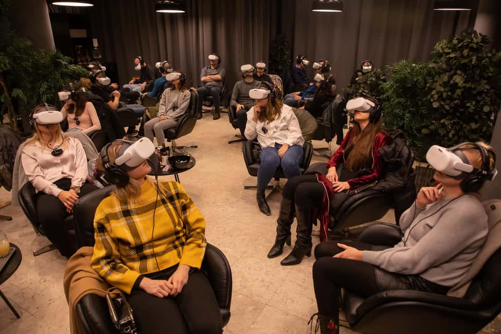 Zagreb: VR 3D Immersive Film Experience - Voucher - Picking your VR film: documentaries, art, and adventure