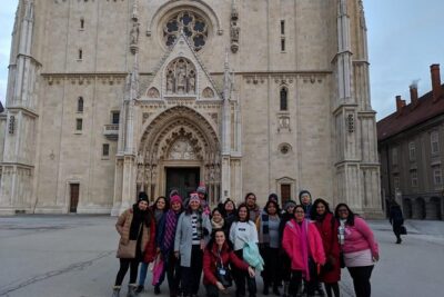 Zagreb walking tour with food tasting - Starting at Ban Jelačić Square (and getting picked up)
